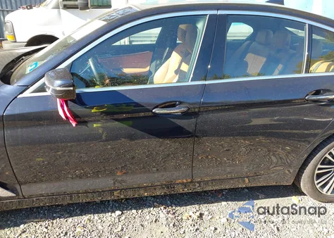 2018 BMW 530I xDrive z USA, uszkodzony, nr VIN WBAJA7C58JWC75924